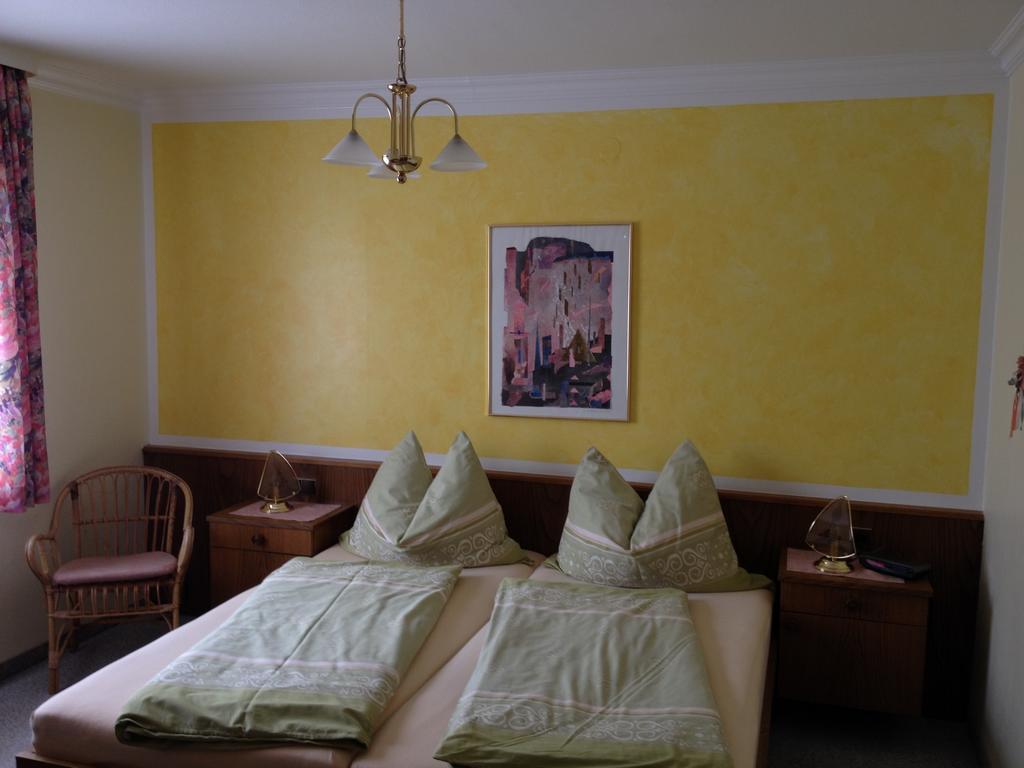 Pension Seerose Drobollach am Faakersee Chambre photo