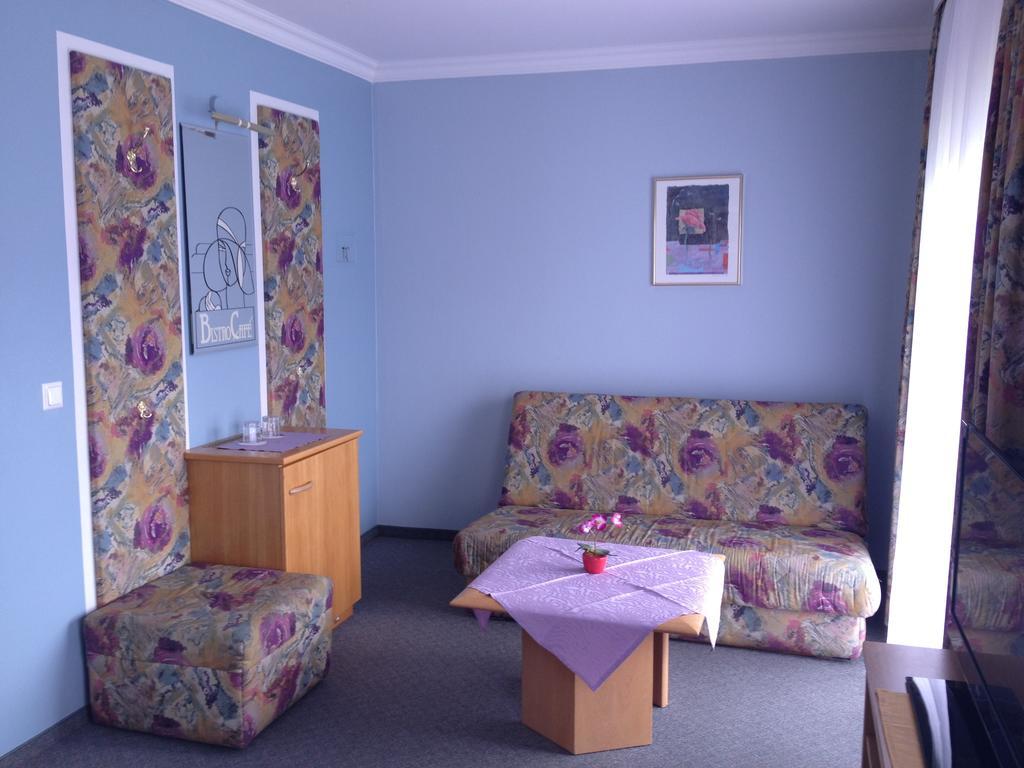 Pension Seerose Drobollach am Faakersee Chambre photo